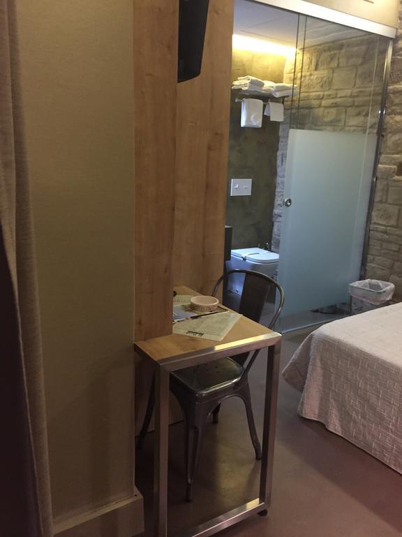 Single Room,1207726543:JPEG